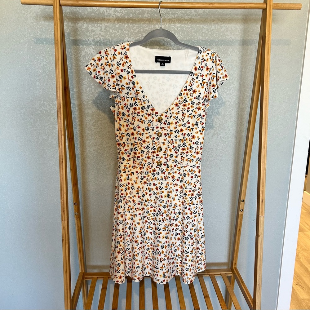 Fortune & Ivy floral print, midi dress. Size small. Lightly worn.